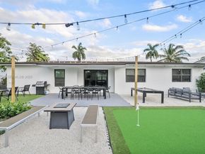 14760 S Spur Dr, Miami FL 33161