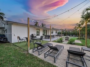 14760 S Spur Dr, Miami FL 33161