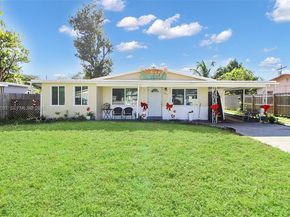 6810 Farragut St, Hollywood FL 33024