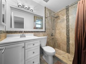 10936 NW 7th St 1003, Miami FL 33172