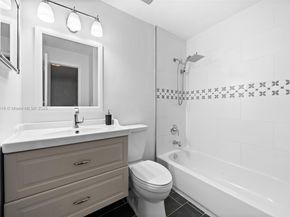 10936 NW 7th St 1003, Miami FL 33172