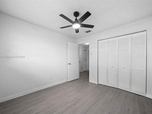 10936 NW 7th St 1003, Miami FL 33172