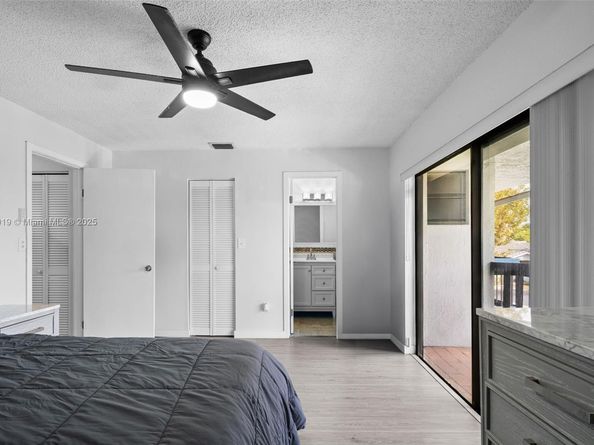 10936 NW 7th St 1003, Miami FL 33172