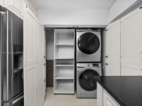 10936 NW 7th St 1003, Miami FL 33172