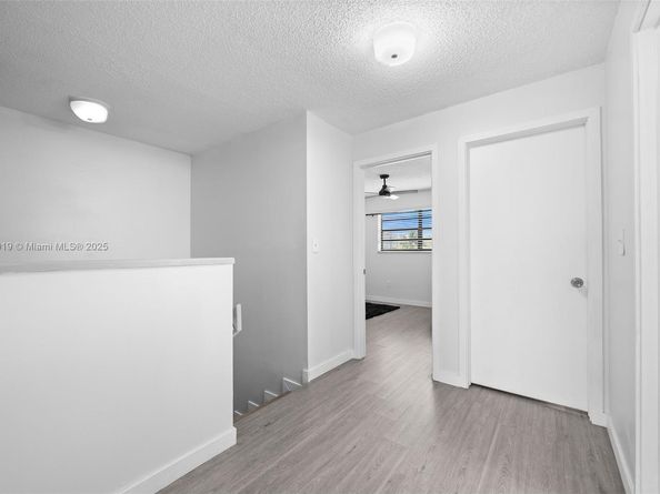 10936 NW 7th St 1003, Miami FL 33172