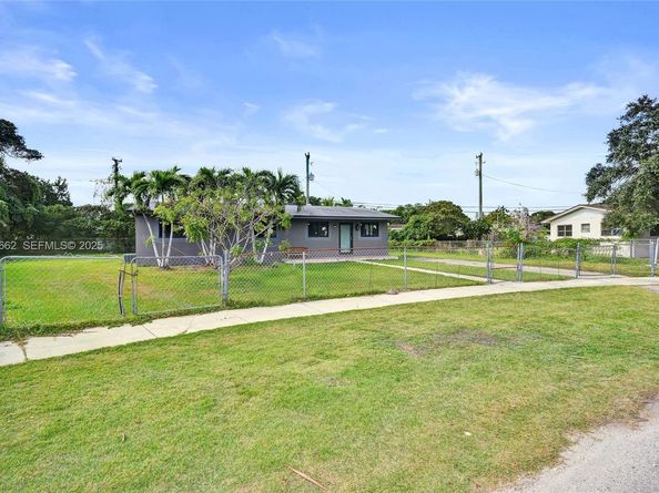 28640 SW 146th Ave, Homestead FL 33033