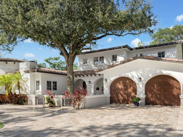 2500 N Greenway Dr, Coral Gables FL 33134