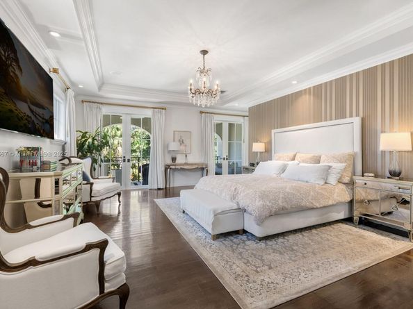 2500 N Greenway Dr, Coral Gables FL 33134
