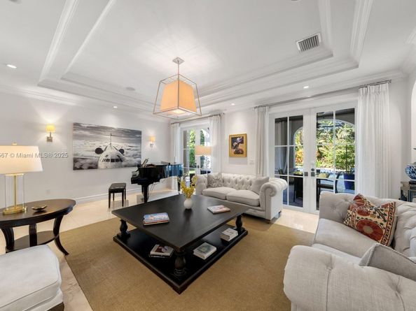 2500 N Greenway Dr, Coral Gables FL 33134