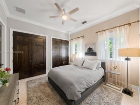 2500 N Greenway Dr, Coral Gables FL 33134