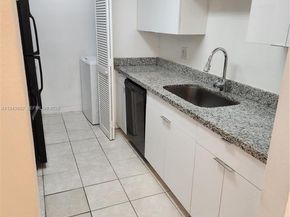 4086 N Pine Island Rd 510, Sunrise FL 33351