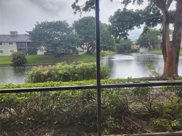 4086 N Pine Island Rd 510, Sunrise FL 33351