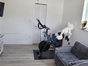 11396 SW 65th St, Miami FL 33173