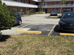 18555 NE 14th Ave 502B, Miami FL 33179