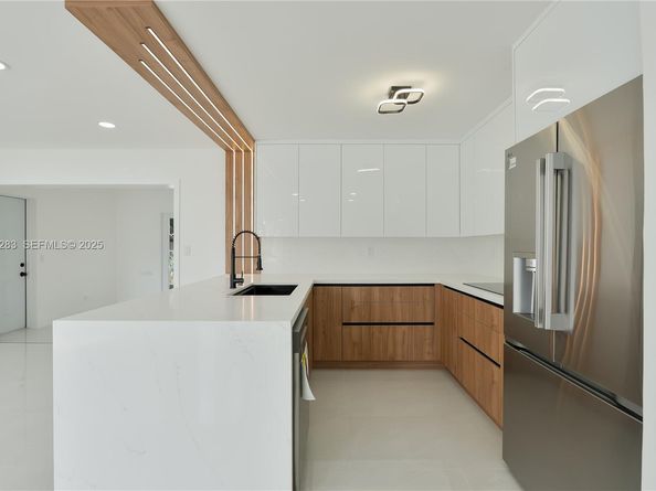 6321 Farragut St, Hollywood FL 33024