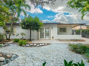 6321 Farragut St, Hollywood FL 33024