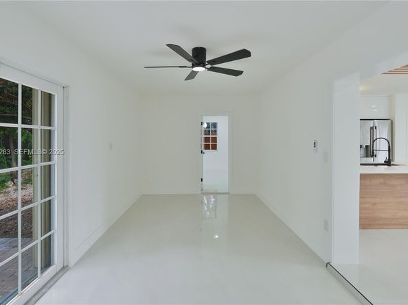 6321 Farragut St, Hollywood FL 33024