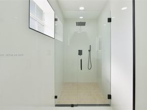 6321 Farragut St, Hollywood FL 33024