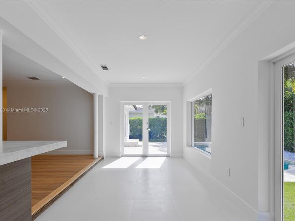 518 Daroco Ave, Coral Gables FL 33146