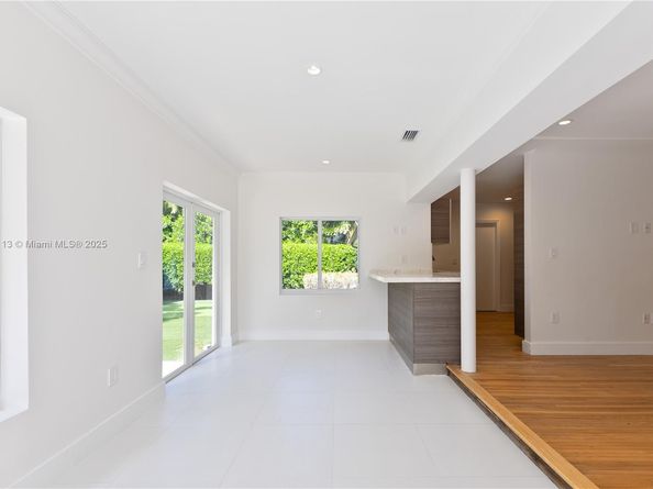518 Daroco Ave, Coral Gables FL 33146