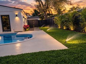 1645 NE 180th St, North Miami Beach FL 33162