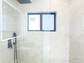 1645 NE 180th St, North Miami Beach FL 33162