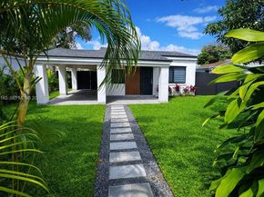 1645 NE 180th St, North Miami Beach FL 33162