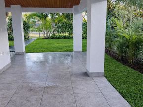 1645 NE 180th St, North Miami Beach FL 33162