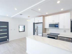 1645 NE 180th St, North Miami Beach FL 33162