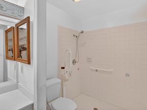 2540 Calamondin Cir, Coconut Creek FL 33063