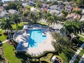 1919 Madeira Dr 4, Weston FL 33327