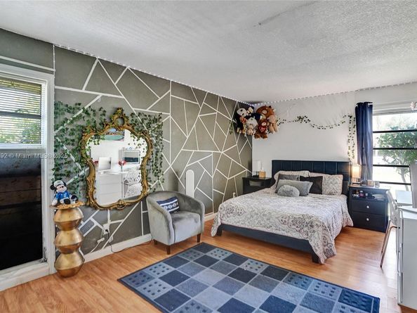 7811 NW 75th Ave, Tamarac FL 33321