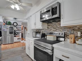 7811 NW 75th Ave, Tamarac FL 33321