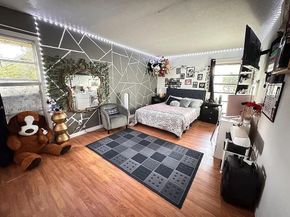 7811 NW 75th Ave, Tamarac FL 33321