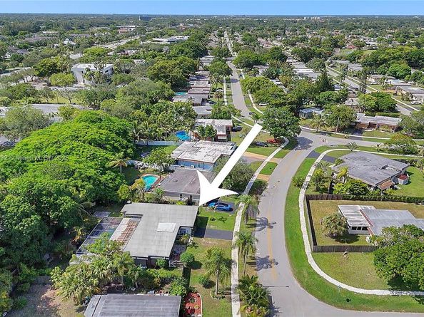 7811 NW 75th Ave, Tamarac FL 33321