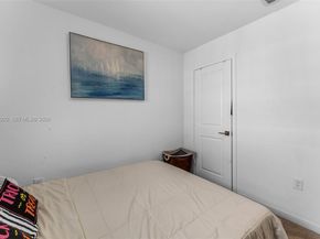 1056 SE 24th Ave, Homestead FL 33035