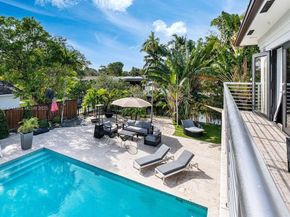 20600 NE 22nd Pl, Miami FL 33180