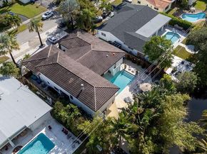 20600 NE 22nd Pl, Miami FL 33180