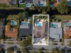 20600 NE 22nd Pl, Miami FL 33180