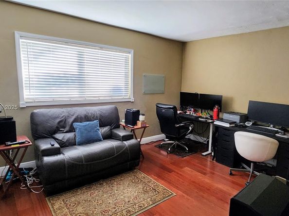 10341 SW 140th St, Miami FL 33176