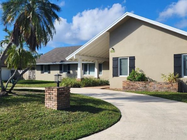 10341 SW 140th St, Miami FL 33176