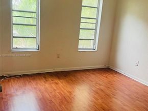 13700 SW 62nd St 205, Miami FL 33183