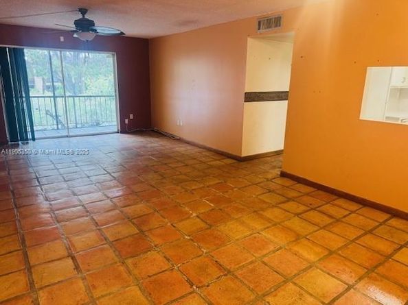 13700 SW 62nd St 205, Miami FL 33183