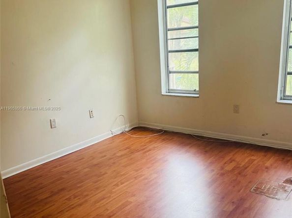 13700 SW 62nd St 205, Miami FL 33183