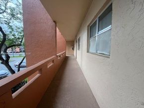 8810 W Mcnab Rd 204, Tamarac FL 33321