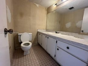 8810 W Mcnab Rd 204, Tamarac FL 33321