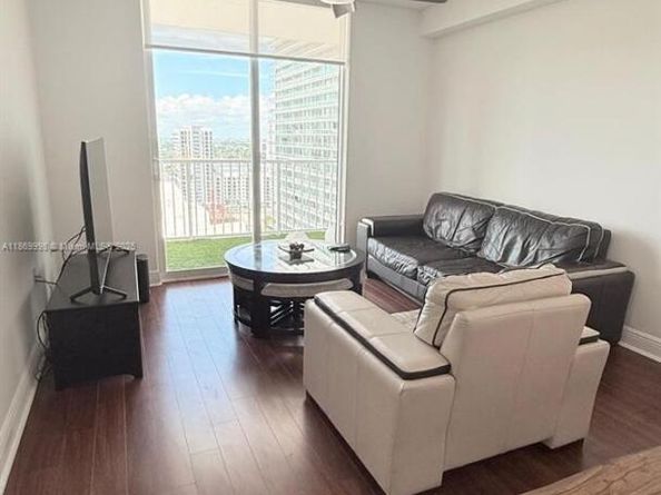 1250 S Miami Ave 1913, Miami FL 33130