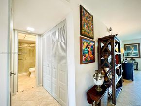 9501 Sunrise Lakes Blvd 306, Sunrise FL 33322