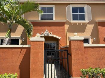 2621 SW 121st Ter