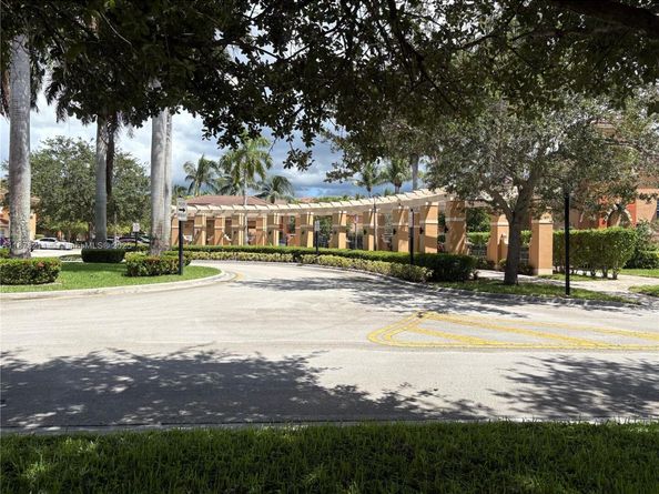 2621 SW 121st Ter 711, Miramar FL 33025